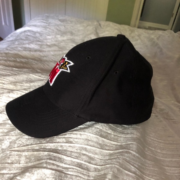 University of Maryland hat - Picture 3 of 5